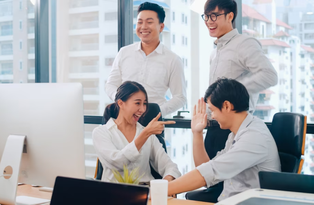 Tuyển dụng - Satra